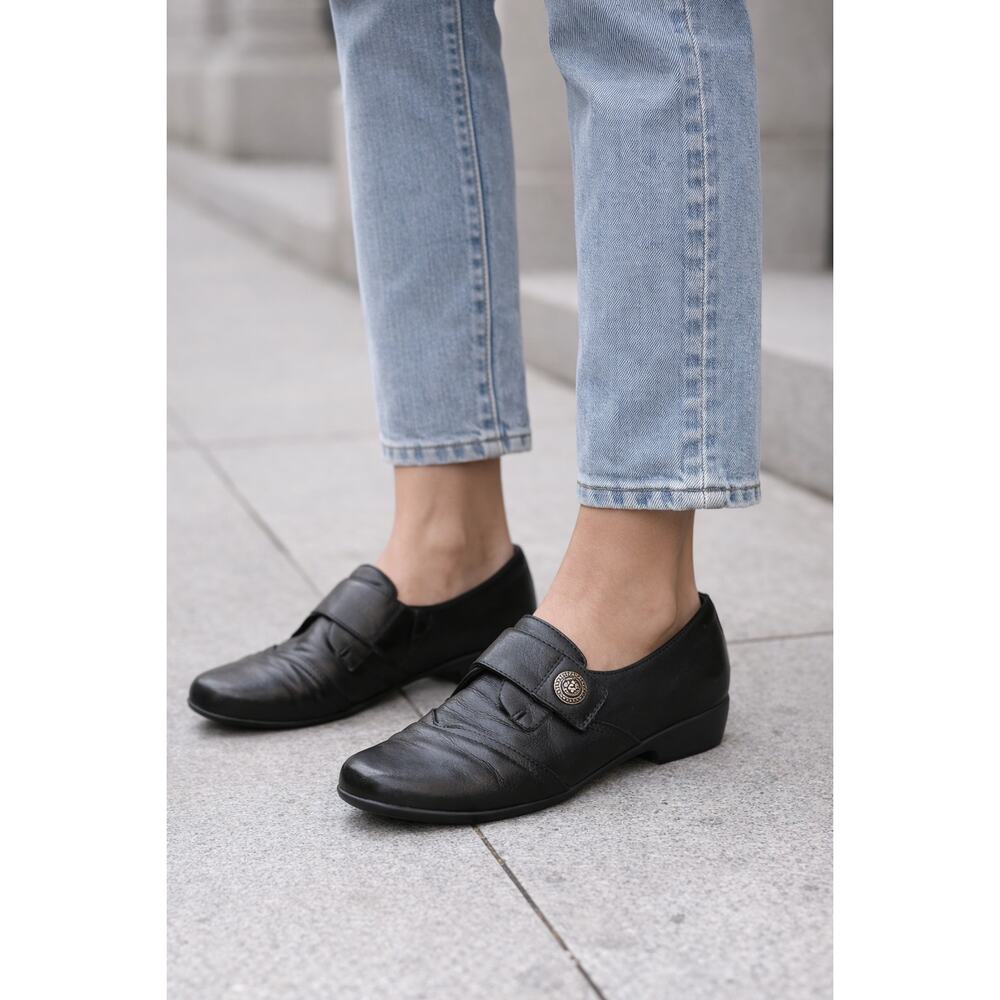 Munro Black Leather Mary Jane Shoes Size 9 5 Narrow Comfort